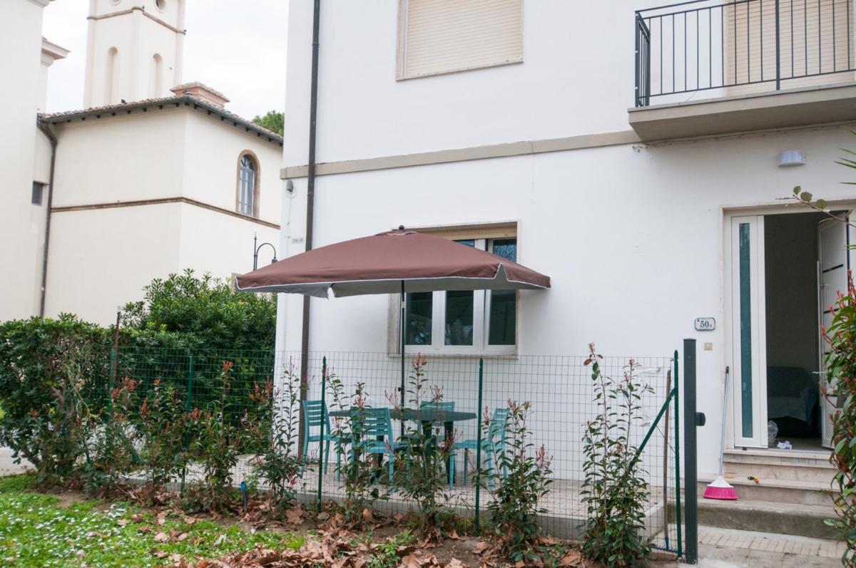 Vada Vacanze Exterior foto